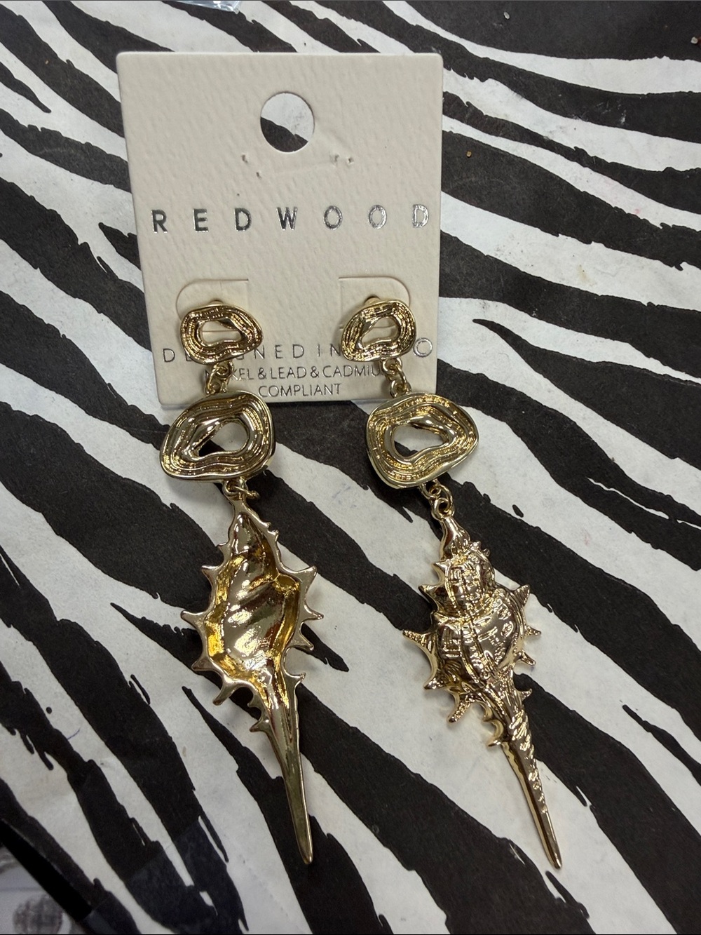Redwood Gold Shell Drop Earrings